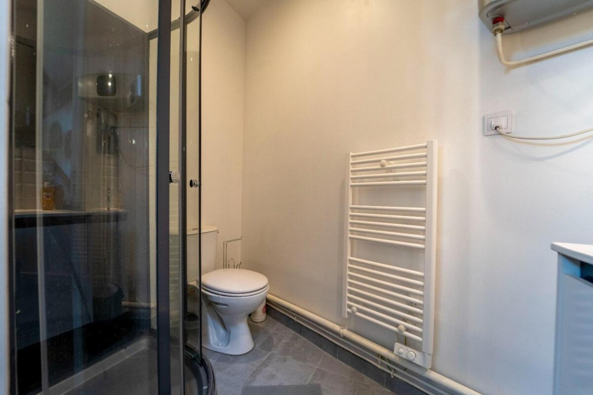 Authentique Studio Hypercentre - Clim - Wifi Apartment Nimes Exterior photo