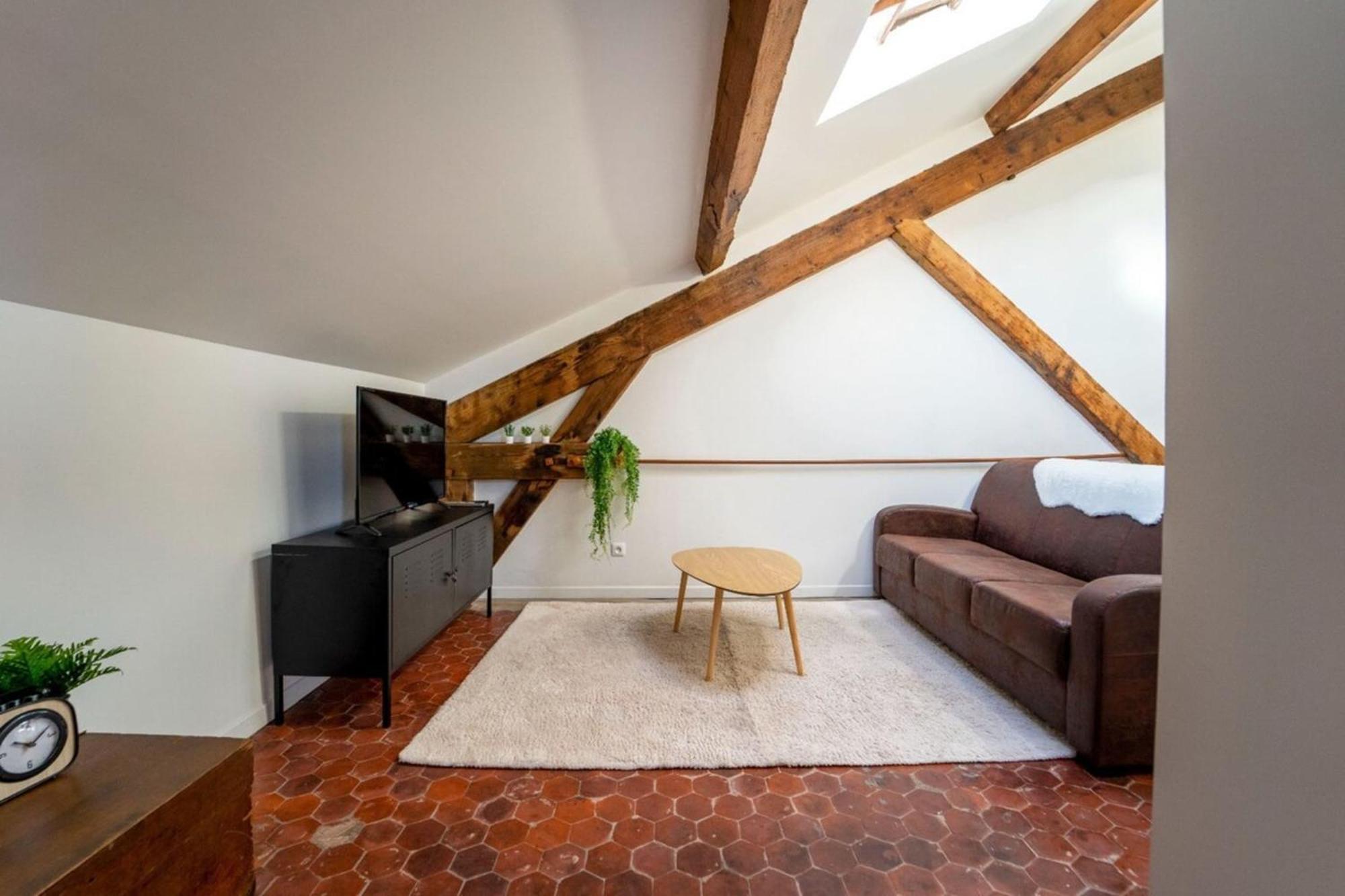 Authentique Studio Hypercentre - Clim - Wifi Apartment Nimes Exterior photo
